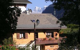 Chalet Peloton
